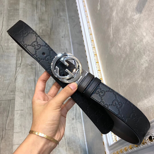 スーパーコピーグッチベルト正面デザイン